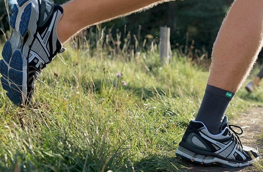 Vendajes Hombre que lleva un vendaje Juzo