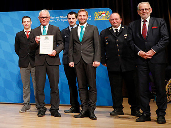 Juzo Mitarbeiter werden geehrt Juzo Mitarbeiter werden geehrt