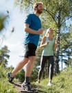 Läuferpaar im Wald tragen JuzoFlex Malleo Anatomic