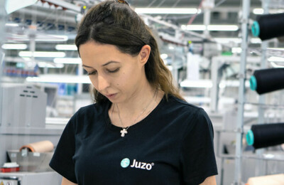 Hightech trifft Handarbeit